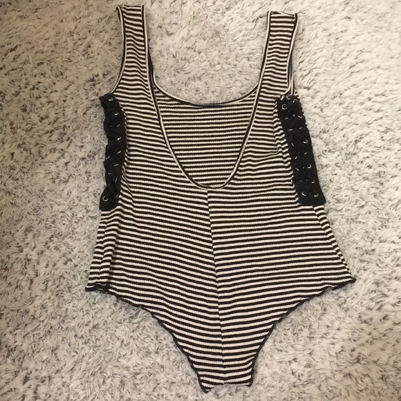 LF emma&sam bodysuit - Picture 4 of 6